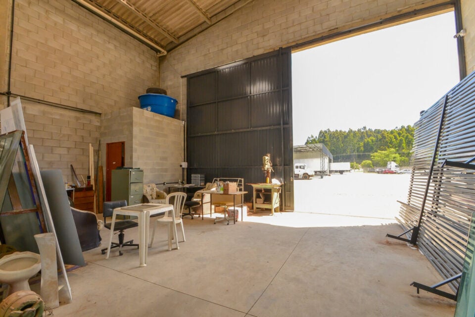 FÁBRICA DE ESQUADRIAS DE ALUMÍNIO  CURITIBA PARANÁ