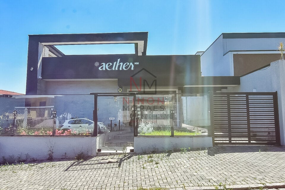 CASA COMERCIAL VENDA DO PONTO MOBILIADA  8 VAGAS no Portão