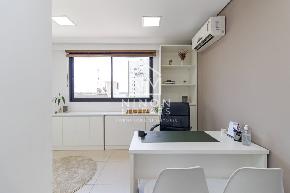 VENDA DE PONTO COMERCIAL CLÍNICA COM 218 M², 7 SALAS/ 2 VAGAS BIGORRIL