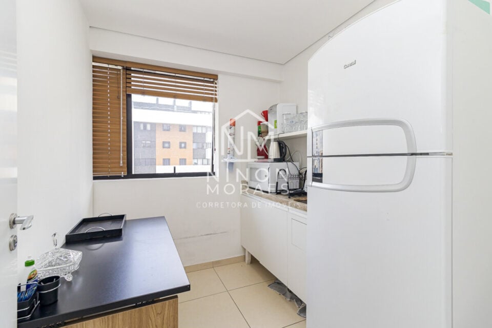 VENDA DE PONTO COMERCIAL CLÍNICA COM 218 M², 7 SALAS/ 2 VAGAS BIGORRIL