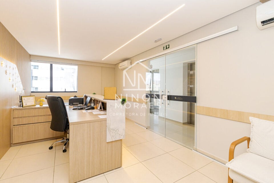 VENDA DE PONTO COMERCIAL CLÍNICA COM 218 M², 7 SALAS/ 2 VAGAS BIGORRIL