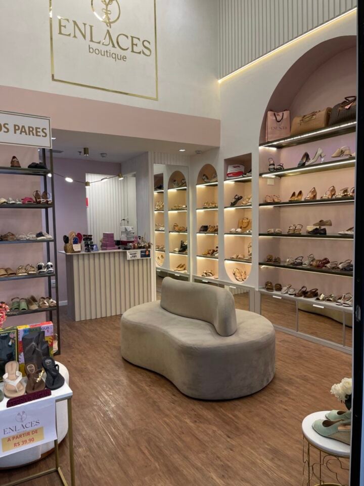 Vende Loja de Calçados Shopping Urupema Mogi das Cruzes S P