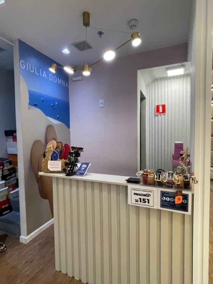 Vende Loja de Calçados Shopping Urupema Mogi das Cruzes S P