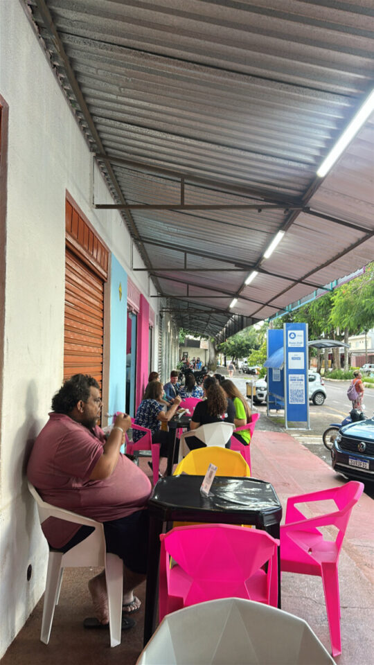 Vende-se sorveteria em funcionamento