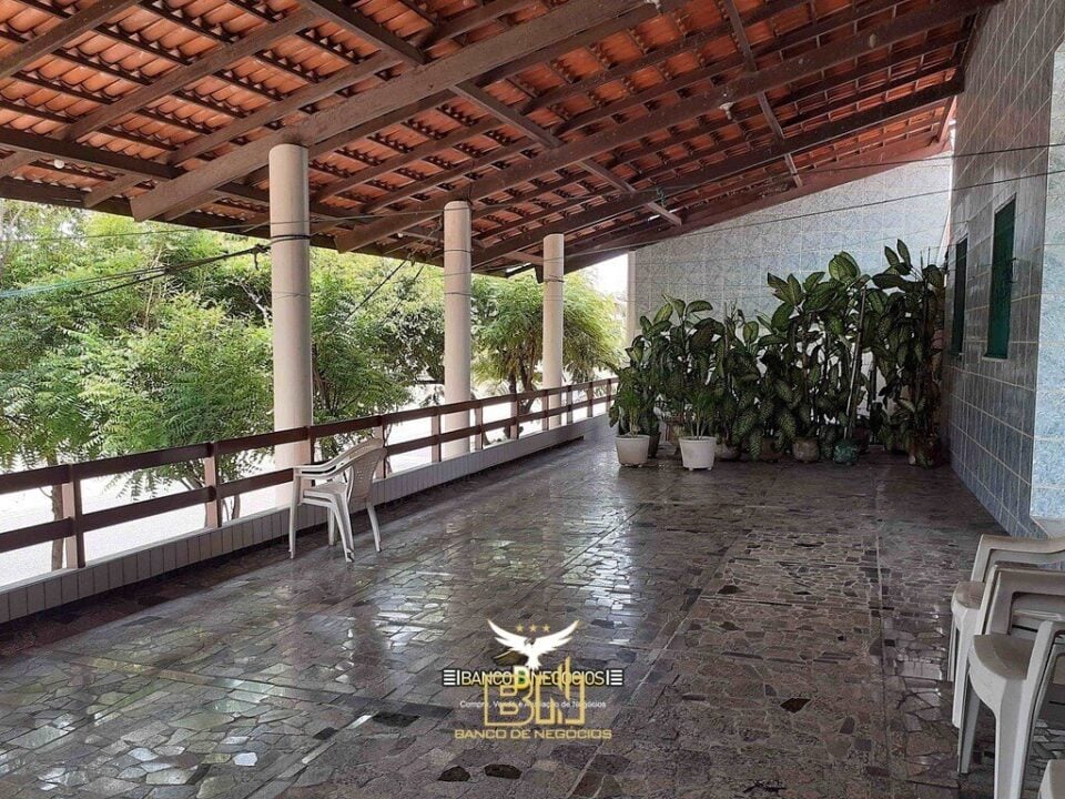 Pousada Pronta em Praia Famosa  Terreno c/6200m2