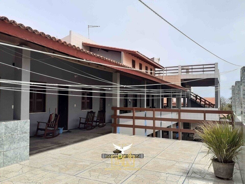 Pousada Pronta em Praia Famosa  Terreno c/6200m2