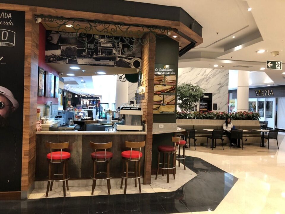 LINDÍSSIMA CAFETERIA FATURAMENTO 127000 na Zona Sul de SP