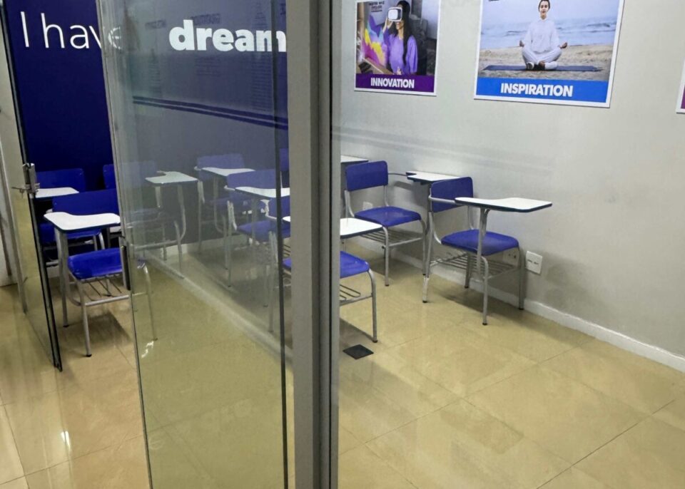 Escola de Inglês e desenvolvimento pessoal