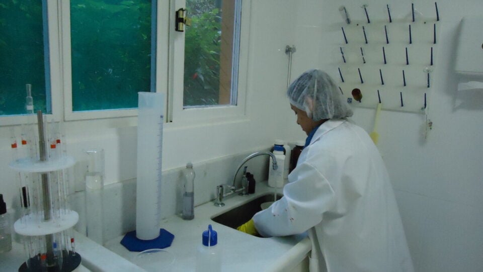 Venda de Laboratório de Cosméticos