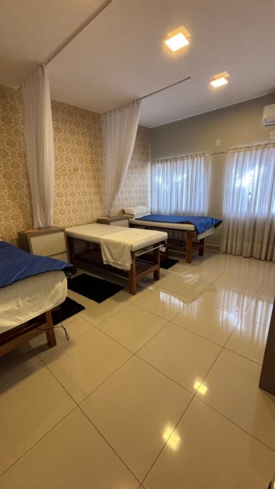 Clínica Magrass – Unidade Consolidada, Faturamento Ativo e Marca Fo