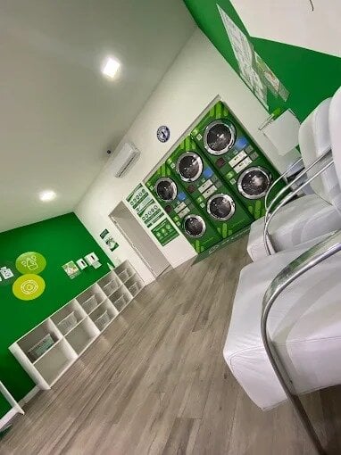 LAVANDERIA EXPRESS FATURANDO