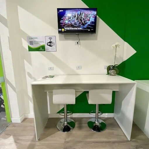 LAVANDERIA EXPRESS FATURANDO