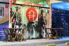 Restaurante de gastronomia Oriental contemporâneo