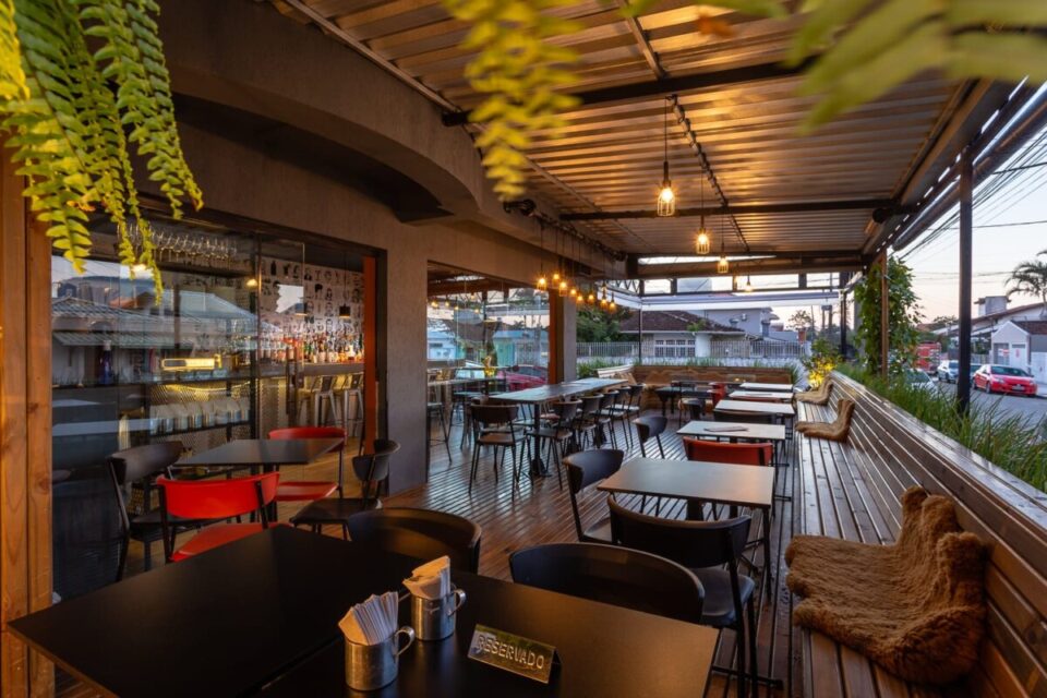 Bar de drinks e cozinha autoral à venda em Florianópolis – SC