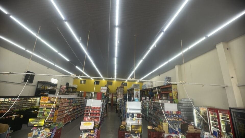 SUPERMERCADO A VENDA