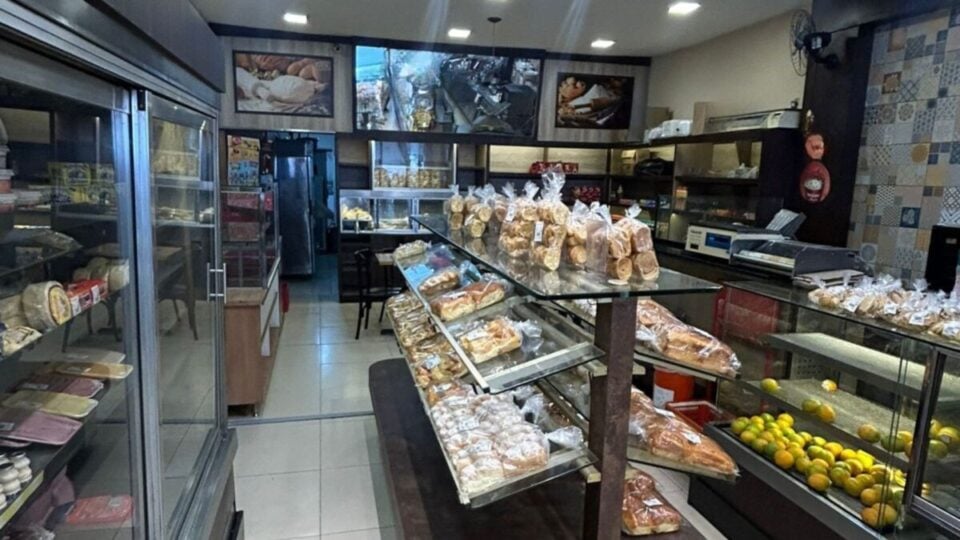 Padaria e Confeitaria à Venda