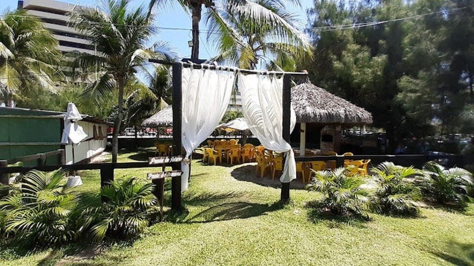 Vendo Ótima Barraca na Praia do Futuro, em Fortaleza Ref 2313