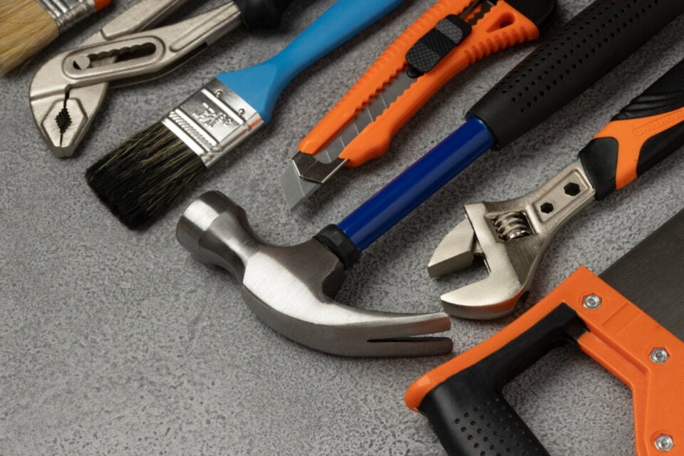 Ferragem inativa com a estrutura completa à venda – 230m² – Gravataí/RS