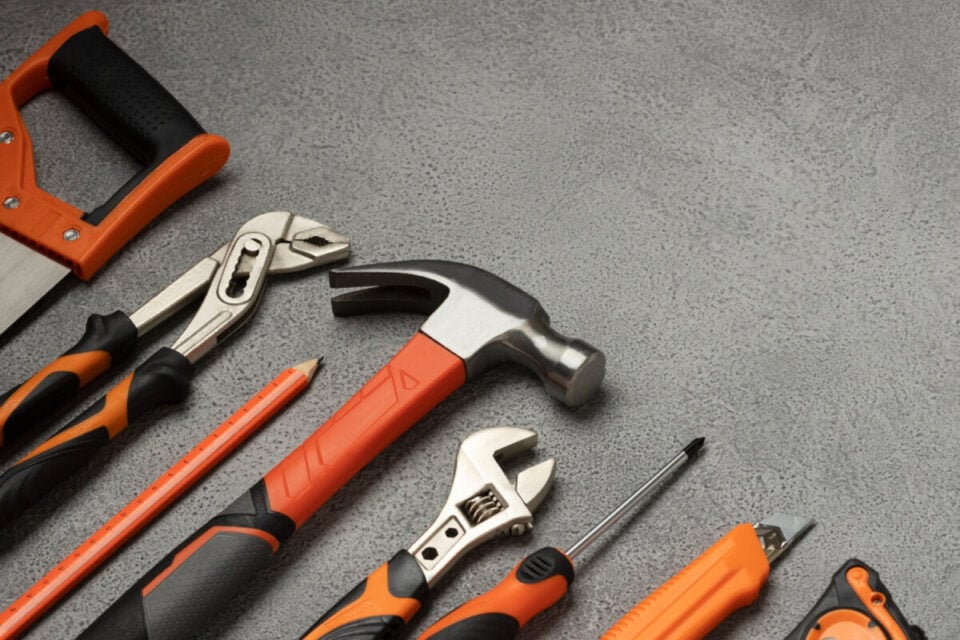 Ferragem completa à Venda – 157m² – Região Central de Porto Alegre/RS