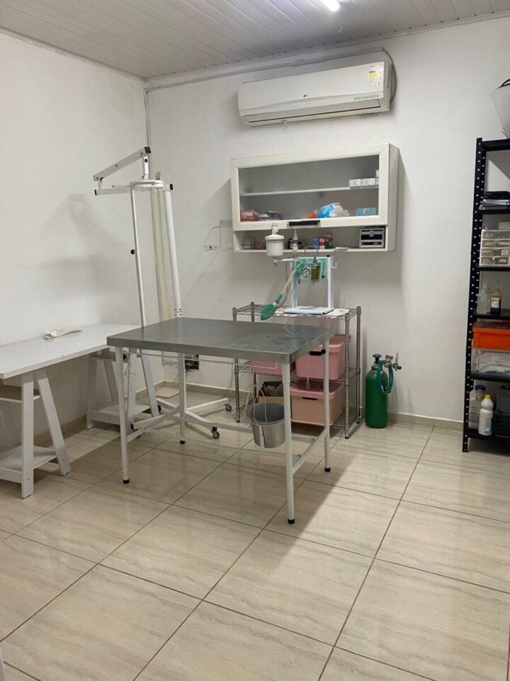 Vende-se clínica veterinária em cotia