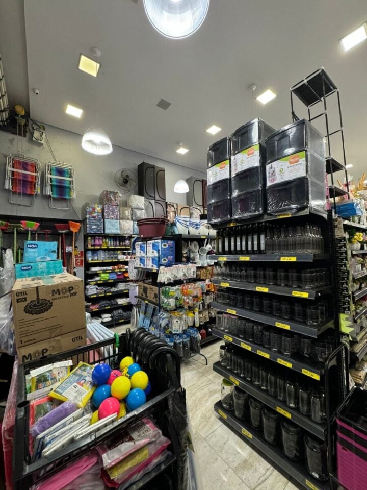 OPORTUNIDADE ÚNICA LOJA DE VARIEDADES E PRESENTES NEGÓCIO LUCRATIVO