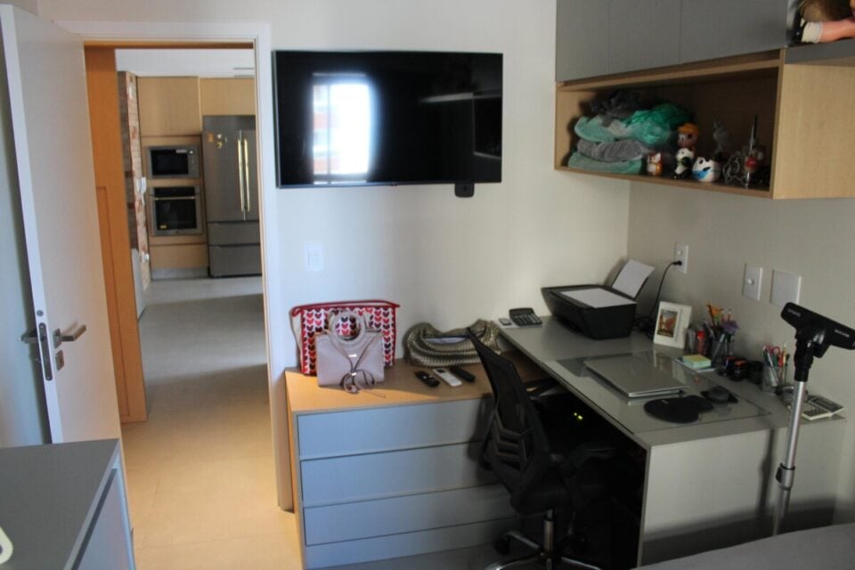 LINDÍSSIMO E SOFISTICADO APARTAMENTO TOTALMENTE MOBILIADO LITORAL SUL DE SP