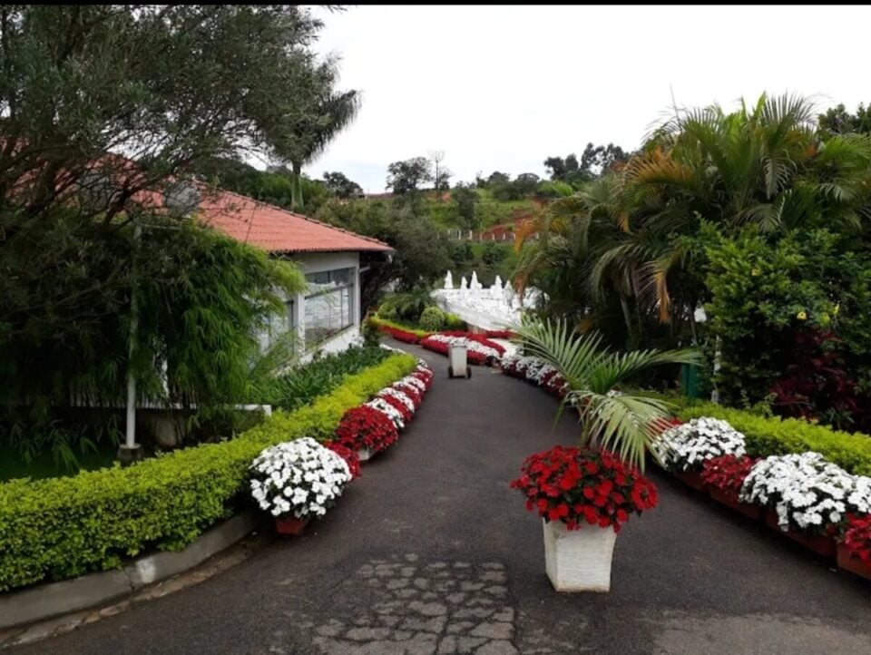 OPORTUNIDADE ÚNICA NO SETOR DE TURISMO E LAZER ATIVO COMPLETO E OPERACIONAL