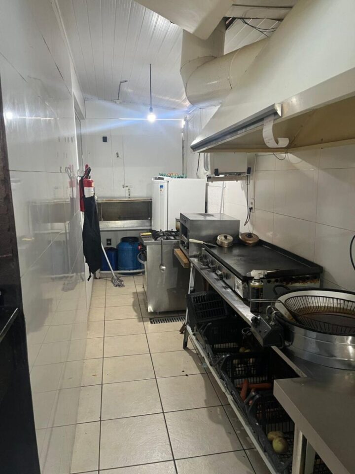 Ponto comercial a venda