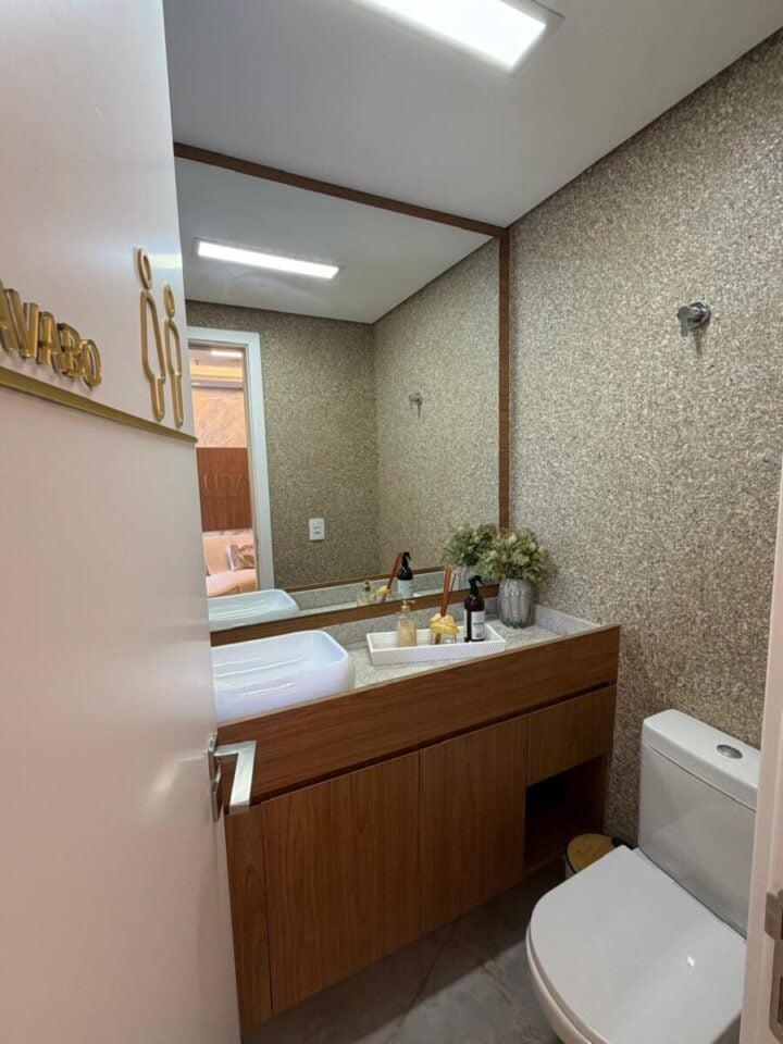 Oportunidade Única Clínica Estética Completa à Venda