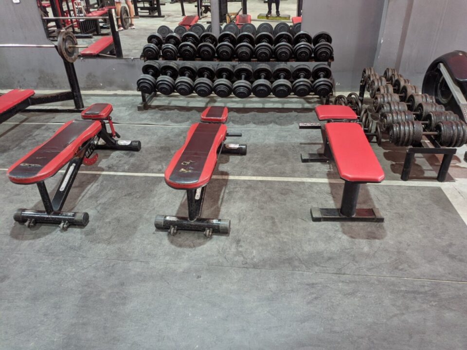 Estrutura Completa de Academia à Venda