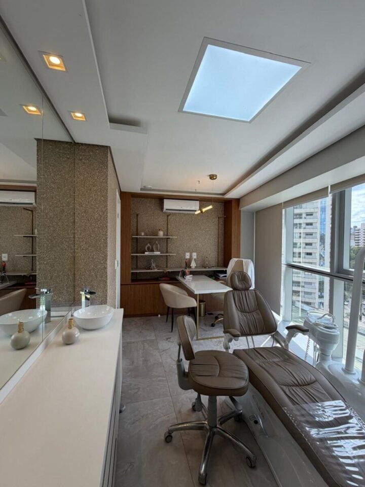 Oportunidade Única Clínica Estética Completa à Venda