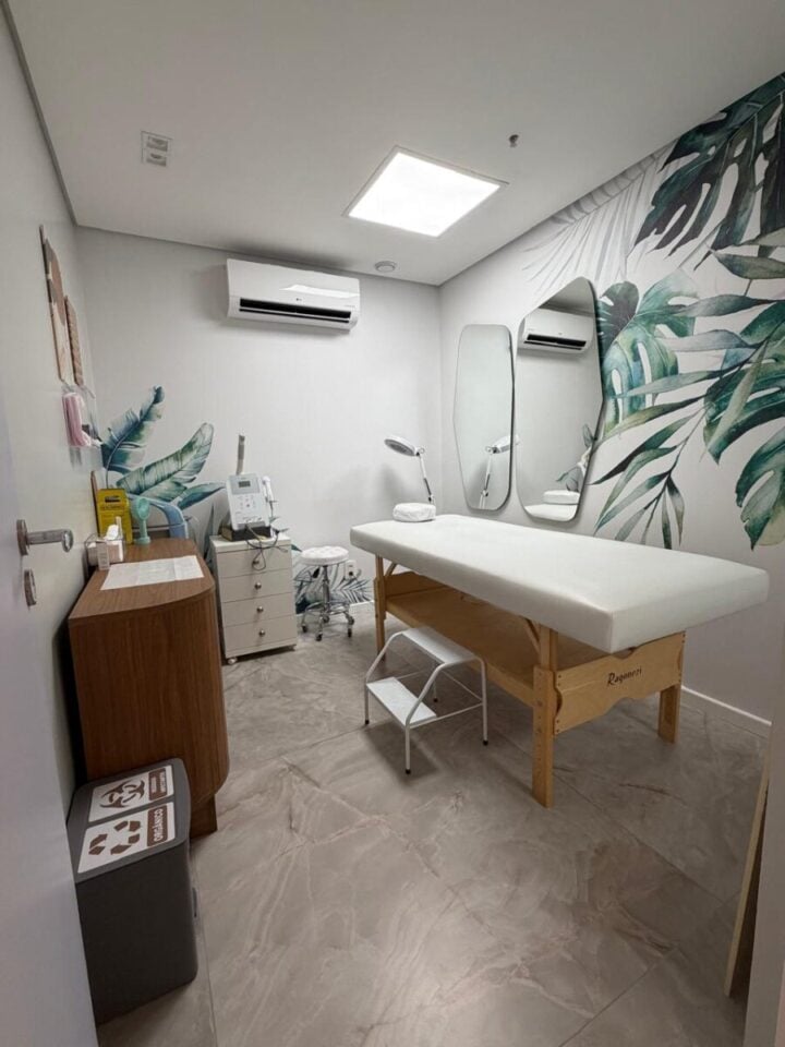 Oportunidade Única Clínica Estética Completa à Venda