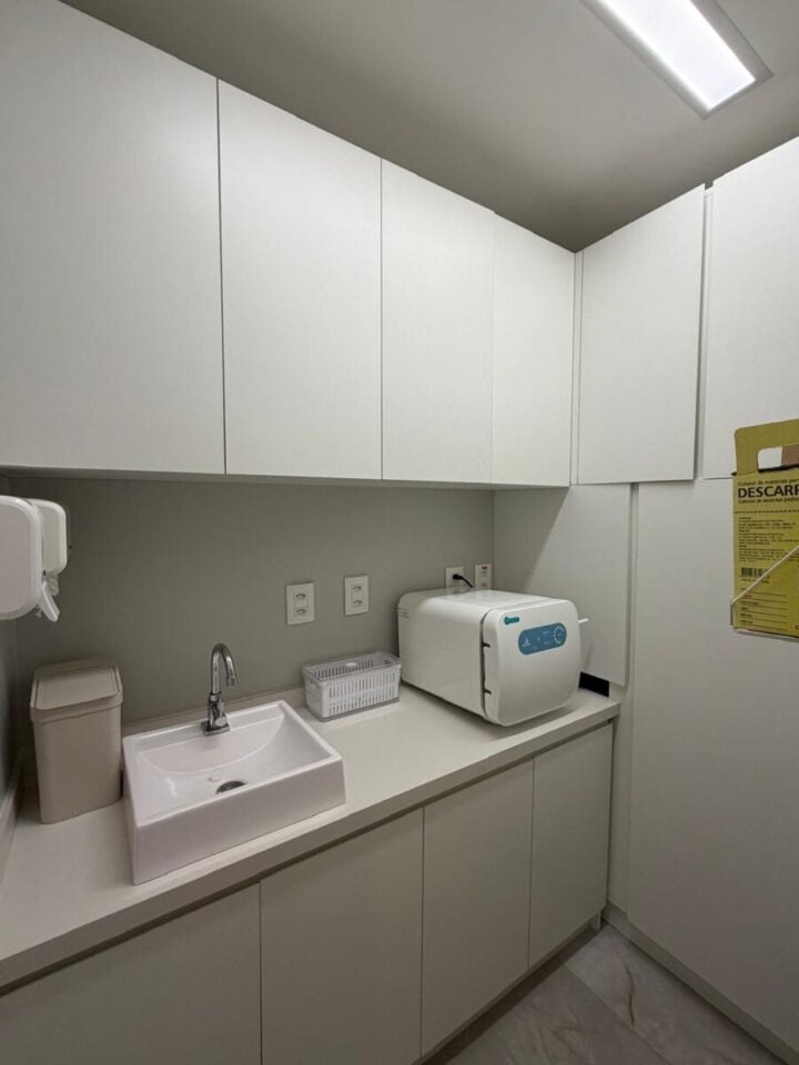 Oportunidade Única Clínica Estética Completa à Venda