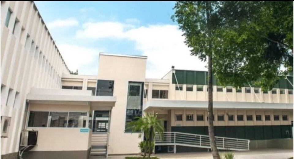 OPORTUNIDADE ÚNICA  HOSPITAL À VENDA NO LITORAL SUL DE SP PRÉDIO PRÓPRIO