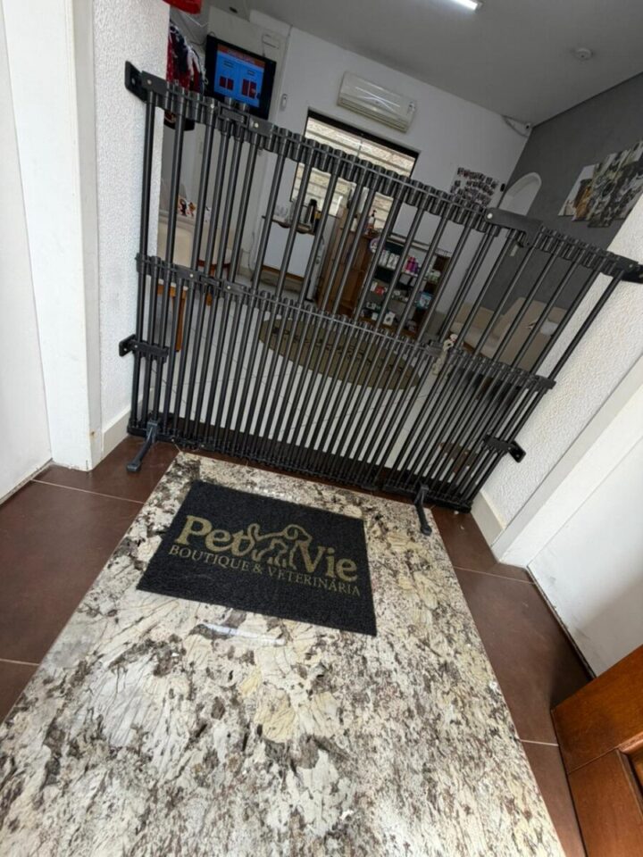 OPORTUNIDADE ÚNICA – PET SHOP COMPLETO À VENDA NA ZONA LESTE