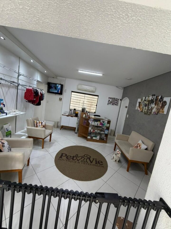 OPORTUNIDADE ÚNICA – PET SHOP COMPLETO À VENDA NA ZONA LESTE