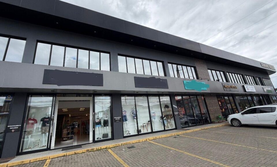 Loja de Calçados e Confecções em Joinville