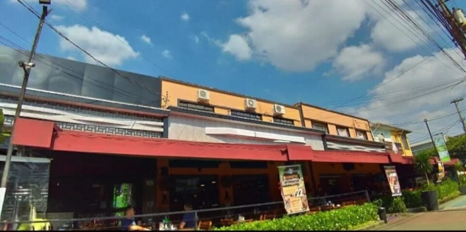 OPORTUNIDADE ÚNICA RESTAURANTE GASTRO BAR TRADICIONAL À VENDA