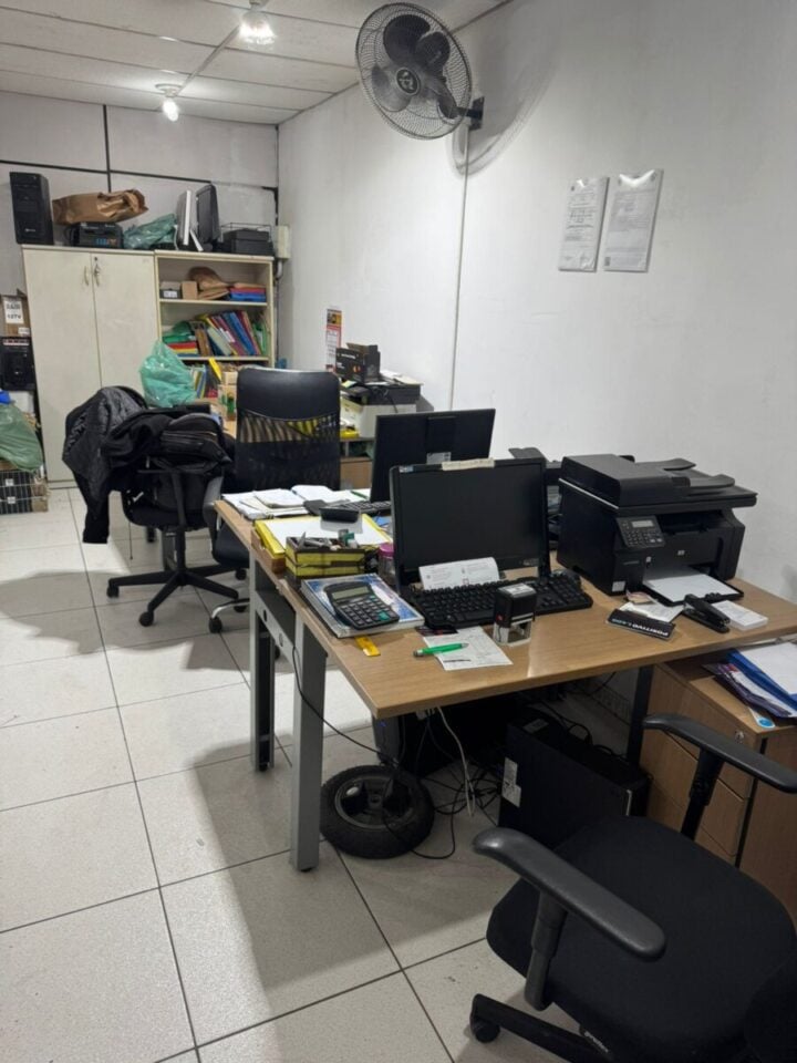 ÓTIMA OPORTUNIDADE DE NEGÓCIO NO RAMO DE PISOS E REVESTIMENTOS  GRANDE SP
