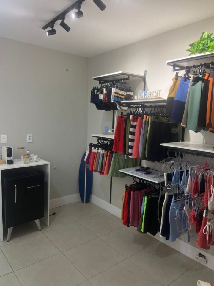 E-commerce de board shorts, shorts, sungas e biquínis com show room
