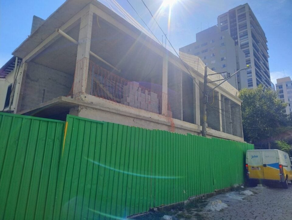 Empresa do Ramo de Construção Civil