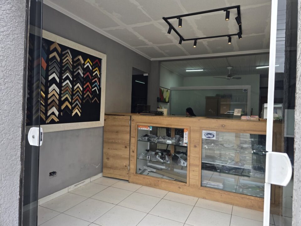 Vendo Vidraçaria Estruturada em Curitiba Ótima Localização e Carteira Ativa