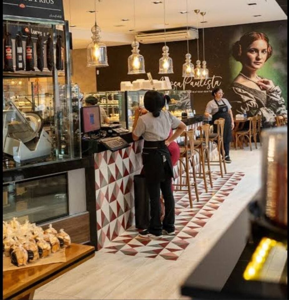 PADARIA E CONFEITARIA TRADICIONAL EXCELENTE OPORTUNIDADE DE INVESTIMENTO