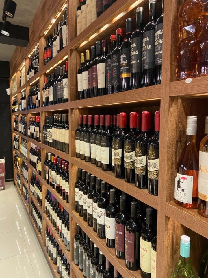 EMPÓRIO DE BEBIDAS PREMIUM À VENDA ZONA LESTE DE SÃO PAULO
