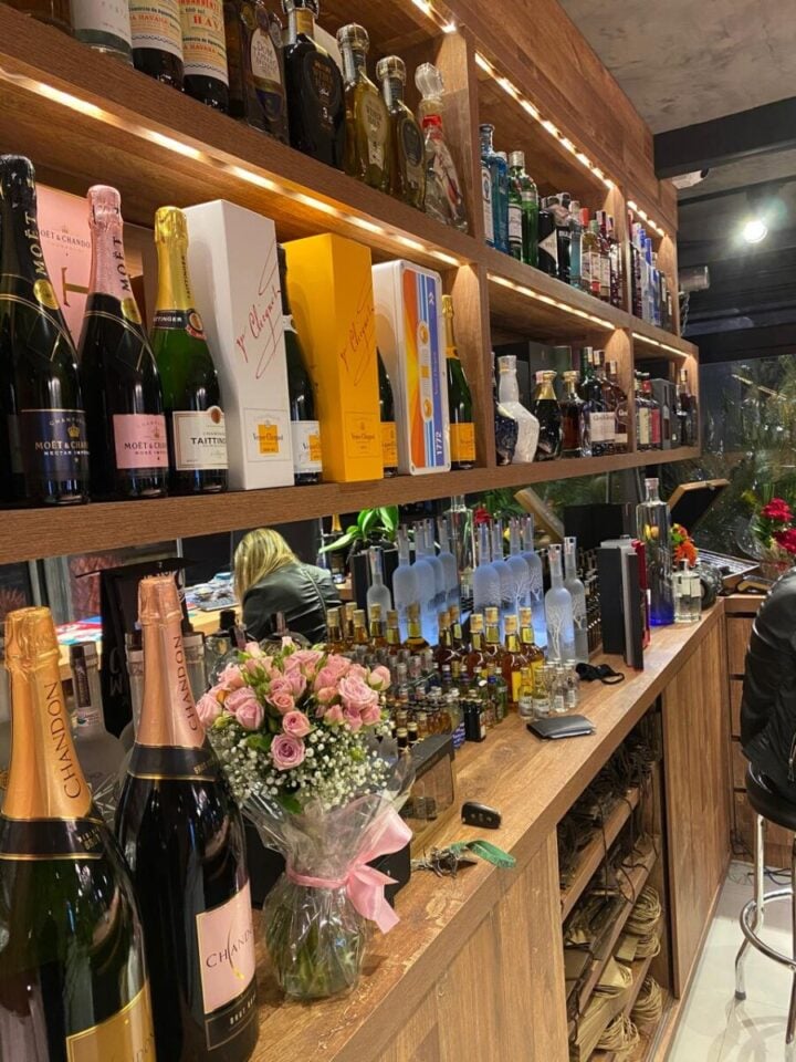 EMPÓRIO DE BEBIDAS PREMIUM À VENDA ZONA LESTE DE SÃO PAULO