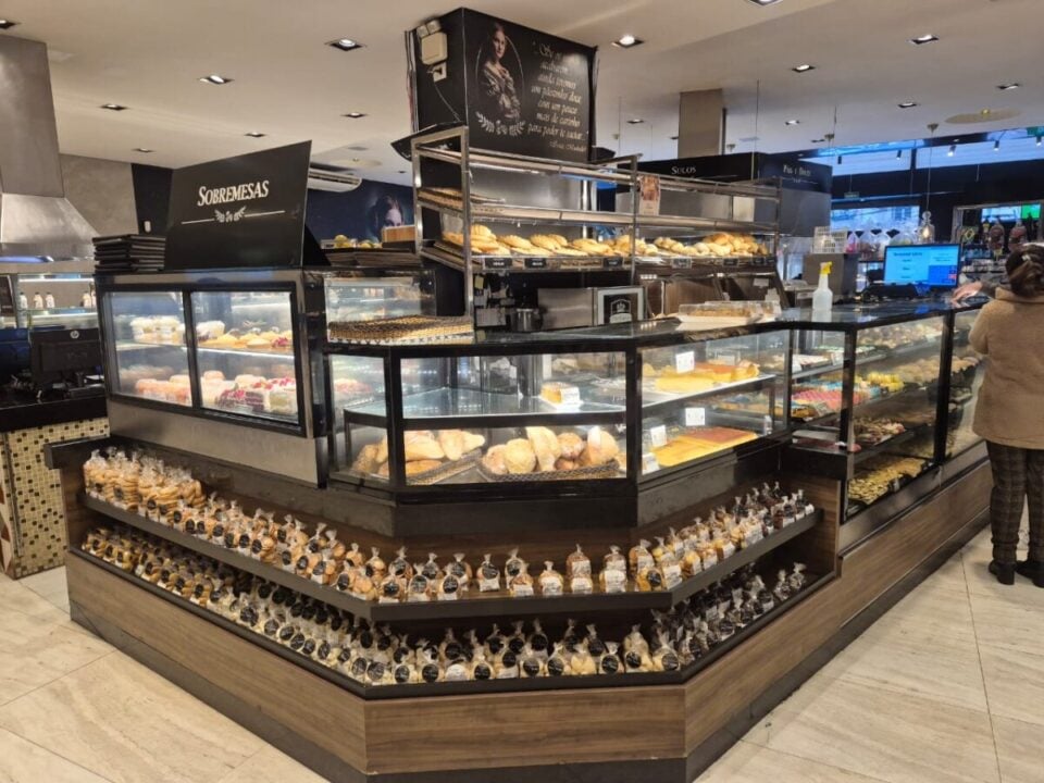 PADARIA E CONFEITARIA TRADICIONAL EXCELENTE OPORTUNIDADE DE INVESTIMENTO