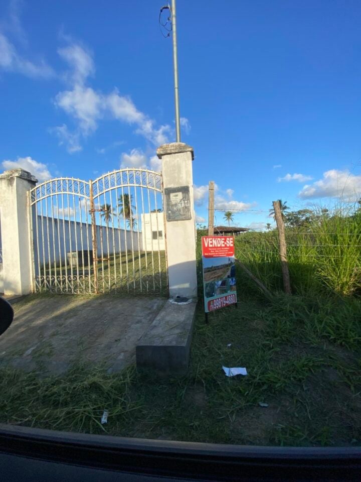 Terreno com galpões 15000m2