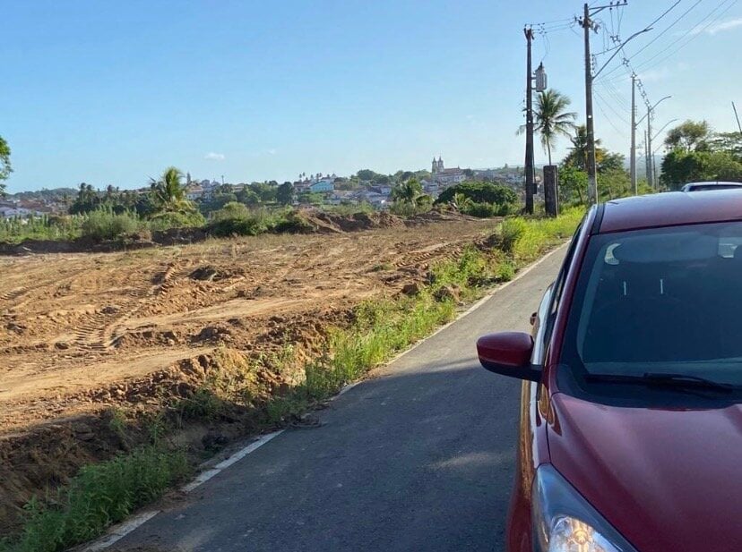 Terreno com galpões 15000m2