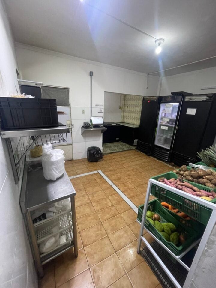 RESTAURANTE CONSOLIDADO, FATURANDO ATÉ R 150 MÊS PRONTO PRA OPERAR