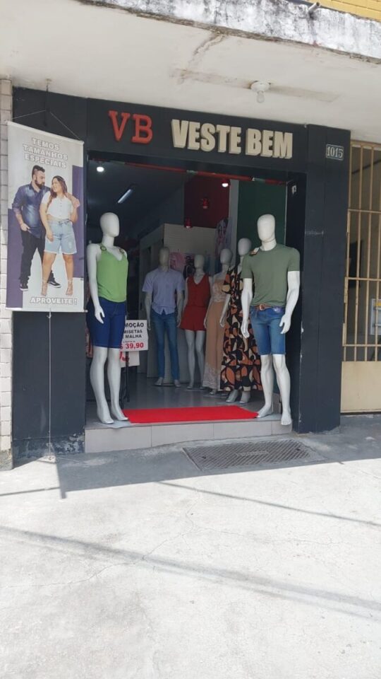 Passo Ponto Loja de Roupas Tradicional no Padre Eustáquio Porteira Fechad
